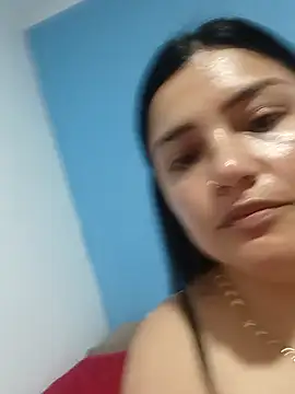 Snapshot of laura_dirtyhot chatting on March 20, 9:58 am laura dirtyhot online show from March 20, 9:58 am