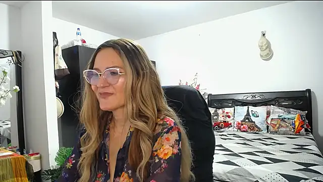 Xiimen online show from January 30, 9:04 pm