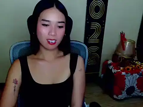Snapshot of ShinningEthene chatting on July 2, 1:38 am ShinningEthene online show from July 2, 1:38 am