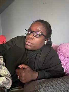 Snapshot of ChocolateBuns101 chatting on January 10, 2:45 pm ChocolateBuns101 online show from January 10, 2:45 pm