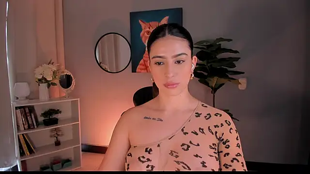 LiaPearce online show from November 29, 2:42 pm