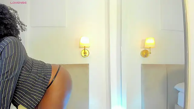 Snapshot of lexa_cooper chatting on March 7, 9:12 pm lexa cooper online show from March 7, 9:12 pm