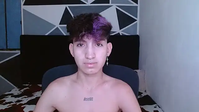 Snapshot of littlextreme chatting on January 9, 11:24 pm littlextreme online show from January 9, 11:24 pm