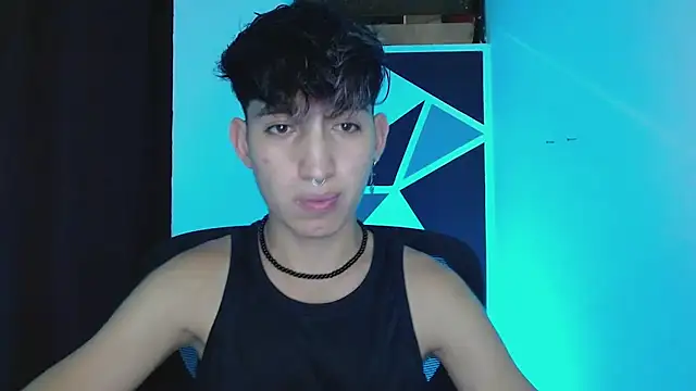 Snapshot of littlextreme chatting on March 9, 1:25 am littlextreme online show from March 9, 1:25 am