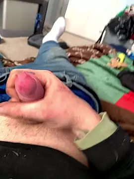 Snapshot of Hugetings chatting on January 17, 8:34 pm Hugetings online show from January 17, 8:34 pm