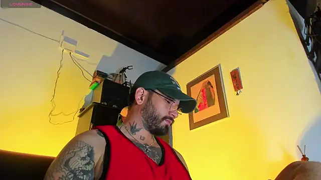 CamiloGray  online show from November 8, 10:26 am