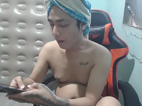 itsmacky4u online show from September 27, 4:39 am