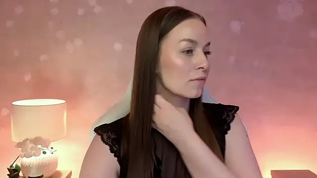 Snapshot of MilaFleur chatting on July 8, 2:54 pm MilaFleur online show from July 8, 2:54 pm