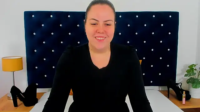 EvaLick online show from May 15, 6:42 am