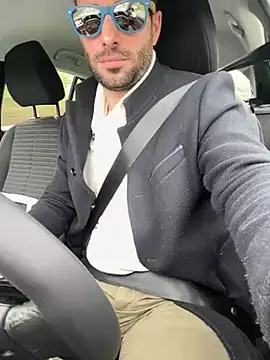 Snapshot of Simon-tem chatting on March 20, 2:42 pm Simon-tem online show from March 20, 2:42 pm