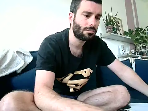 Snapshot of Simon-tem chatting on April 10, 7:46 am Simon-tem online show from April 10, 7:46 am