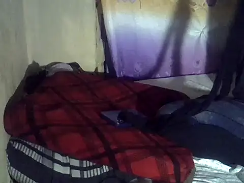 cute-shamza online show from April 13, 5:40 pm