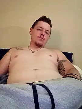 Snapshot of xXxXxCatDaddyxXxXx chatting on June 12, 4:11 am xXxXxCatDaddyxXxXx online show from June 12, 4:11 am