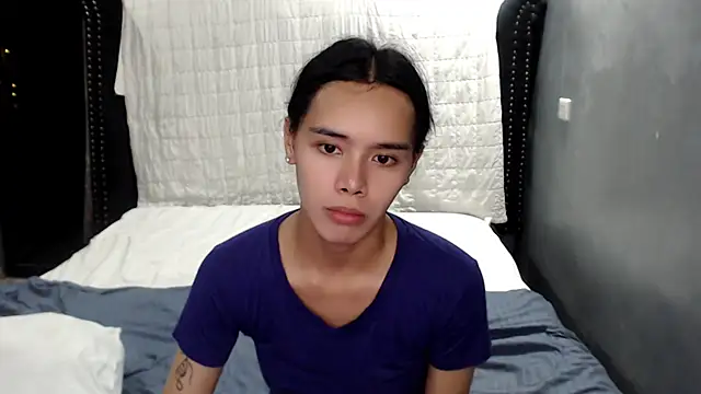 Snapshot of shecutie69 chatting on November 13, 9:52 am shecutie69 online show from November 13, 9:52 am