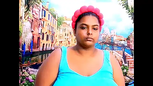 Snapshot of Indianfairy99 chatting on March 28, 6:18 pm Indianfairy99 online show from March 28, 6:18 pm