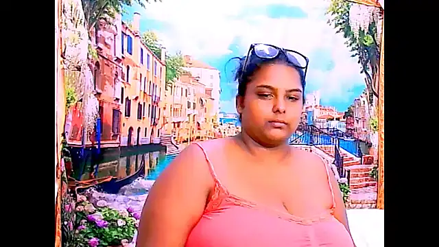 Snapshot of Indianfairy99 chatting on April 9, 6:13 am Indianfairy99 online show from April 9, 6:13 am