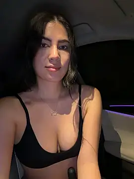 clairewntr online show from February 23, 7:44 pm