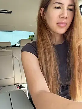 clairewntr online show from July 3, 11:16 am