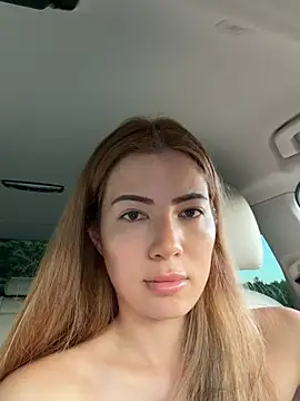 clairewntr online show from July 8, 7:07 pm