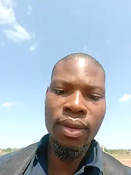 Snapshot of Malibongwe17 chatting on October 5, 7:39 am Malibongwe17 online show from October 5, 7:39 am