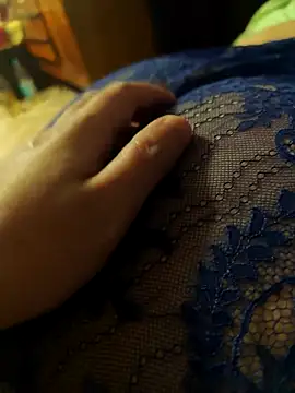 LovlyAnnie online show from December 15, 5:12 am