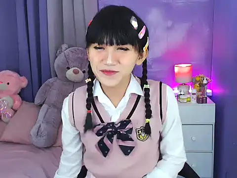 Snapshot of urlovelyfreya chatting on October 9, 5:33 pm urlovelyfreya online show from October 9, 5:33 pm