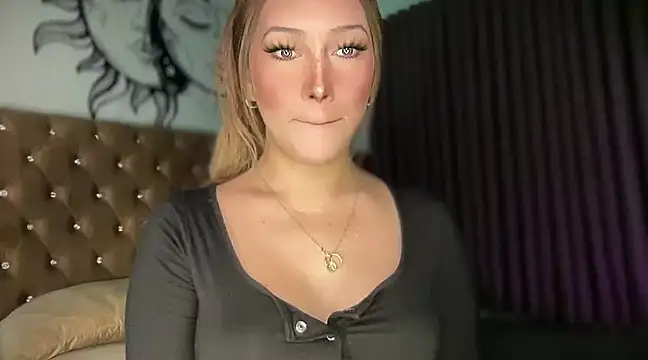 Snapshot of Jasmine_Elcock chatting on January 15, 5:05 pm Jasmine Elcock online show from January 15, 5:05 pm