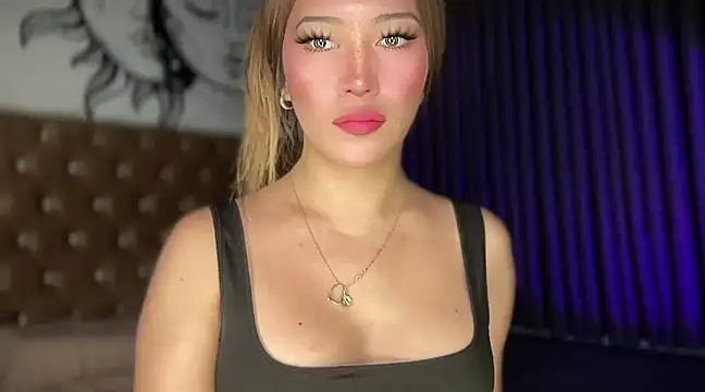 Snapshot of Jasmine_Elcock chatting on January 22, 3:18 pm Jasmine Elcock online show from January 22, 3:18 pm