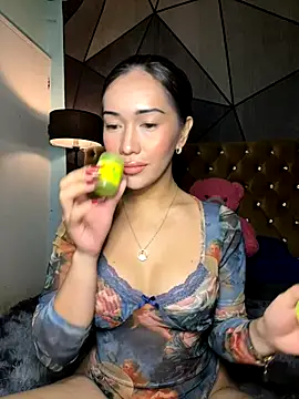 Snapshot of Jasmine_Elcock chatting on October 4, 8:01 am Jasmine Elcock online show from October 4, 8:01 am