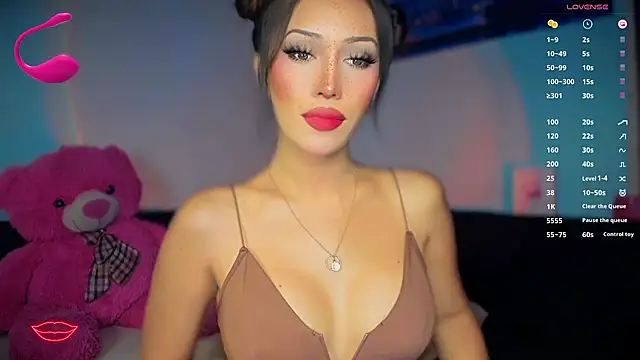 Snapshot of Jasmine_Elcock chatting on October 30, 7:03 pm Jasmine Elcock online show from October 30, 7:03 pm