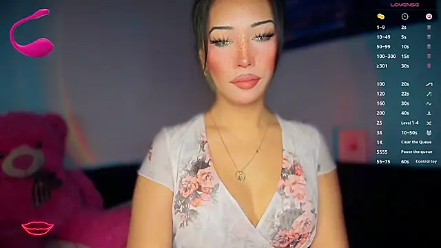 Snapshot of Jasmine_Elcock chatting on November 2, 6:43 pm Jasmine Elcock online show from November 2, 6:43 pm