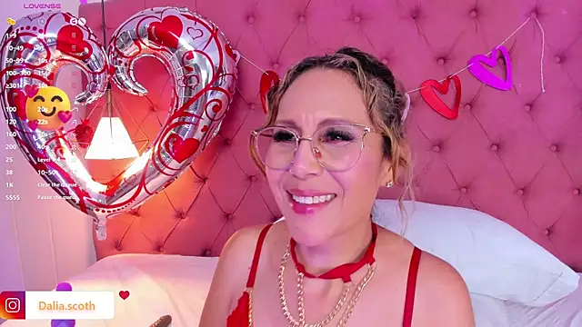 DaliaScoth online show from February 19, 1:29 am