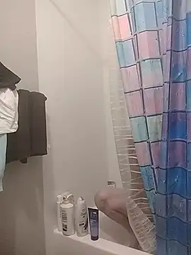 Snapshot of CAMINCHANCE chatting on March 9, 8:10 pm CAMINCHANCE online show from March 9, 8:10 pm