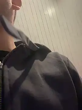 Taxidriver1988 online show from March 12, 7:06 pm