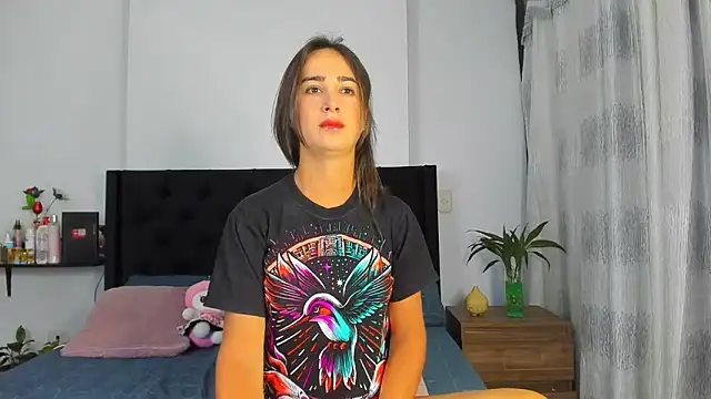 AndreaStivens online show from October 3, 8:55 am