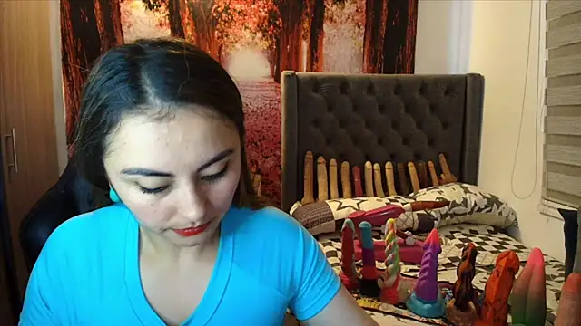 Snapshot of sofia23dirty chatting on January 18, 8:56 pm sofia23dirty online show from January 18, 8:56 pm