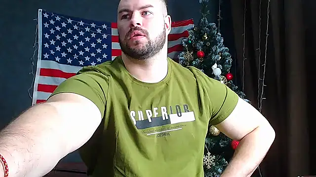 Snapshot of muscularjohnforuX chatting on January 20, 7:04 am muscularjohnforuX online show from January 20, 7:04 am