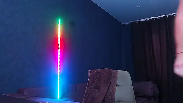 Snapshot of muscularjohnforuX chatting on September 28, 8:09 am muscularjohnforuX online show from September 28, 8:09 am