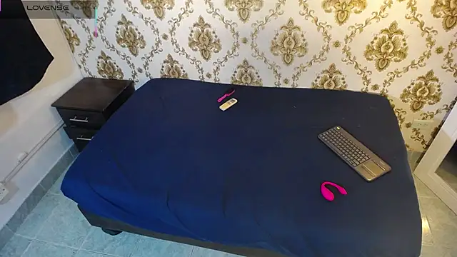 KARATIBBY COX online show from March 4, 12:11 pm