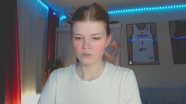 Snapshot of Klementa chatting on July 29, 6:39 pm Klementa online show from July 29, 6:39 pm