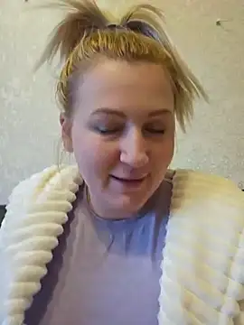 Marushka online show from December 15, 2:05 pm