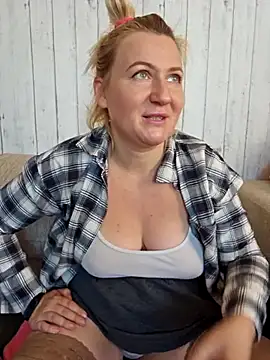 Marushka online show from September 27, 7:02 am