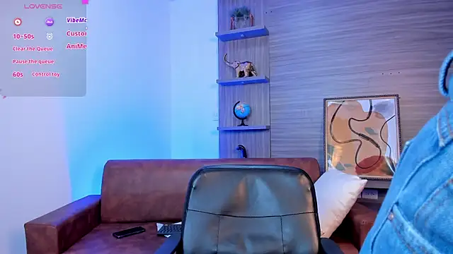 miataylorr1 online show from February 28, 6:31 pm