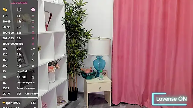 EmaBrownie online show from April 18, 7:58 pm