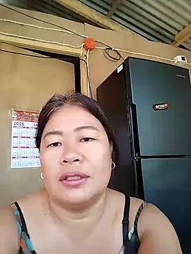 Snapshot of lickmepussy21 chatting on April 8, 10:54 pm lickmepussy21 online show from April 8, 10:54 pm