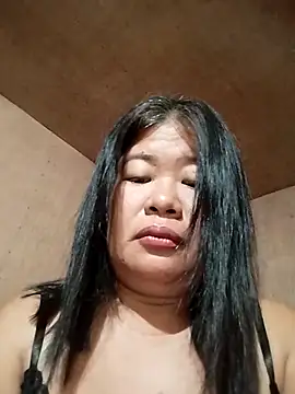 Snapshot of lickmepussy21 chatting on April 15, 7:58 pm lickmepussy21 online show from April 15, 7:58 pm