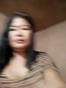 Snapshot of lickmepussy21 chatting on April 17, 8:01 pm lickmepussy21 online show from April 17, 8:01 pm