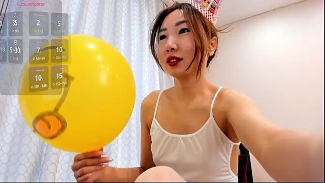Snapshot of Zoe_klarxxx chatting on July 16, 5:13 am Zoe klarxxx online show from July 16, 5:13 am