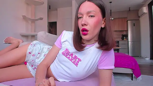 Snapshot of bestfootfetish chatting on February 5, 9:14 am bestfootfetish online show from February 5, 9:14 am