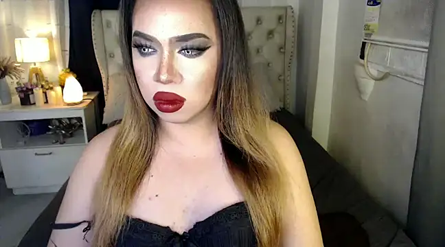 RebecaNextToYou online show from December 9, 4:58 pm